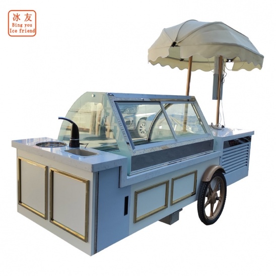 siêu thị tùy chỉnh ở Úc sử dụng kem để trưng bày các phương tiện bán hàng 